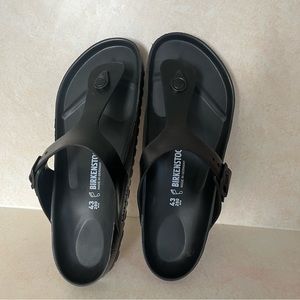 NEW Birkenstock “Gizeh” Sandals